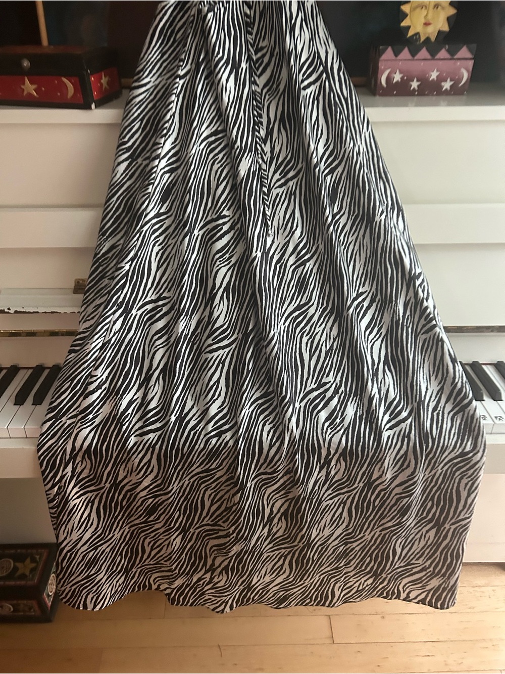 La Vie en Rose Zebra Print Satin Maxi Nightgown Slip Dress Size Large - Picture 13 of 13